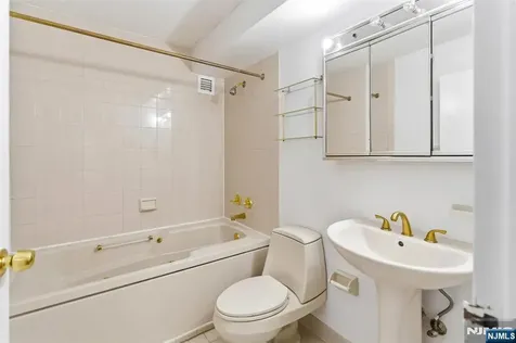 316 Prospect Avenue Hackensack NJ 07601