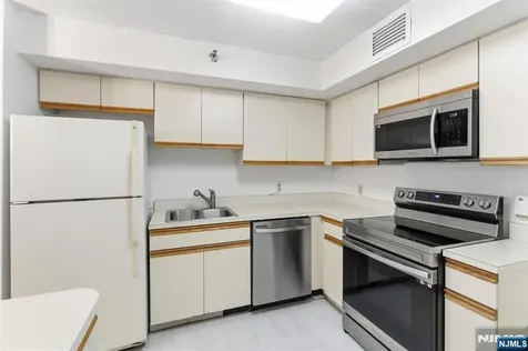 316 Prospect Avenue Hackensack NJ 07601