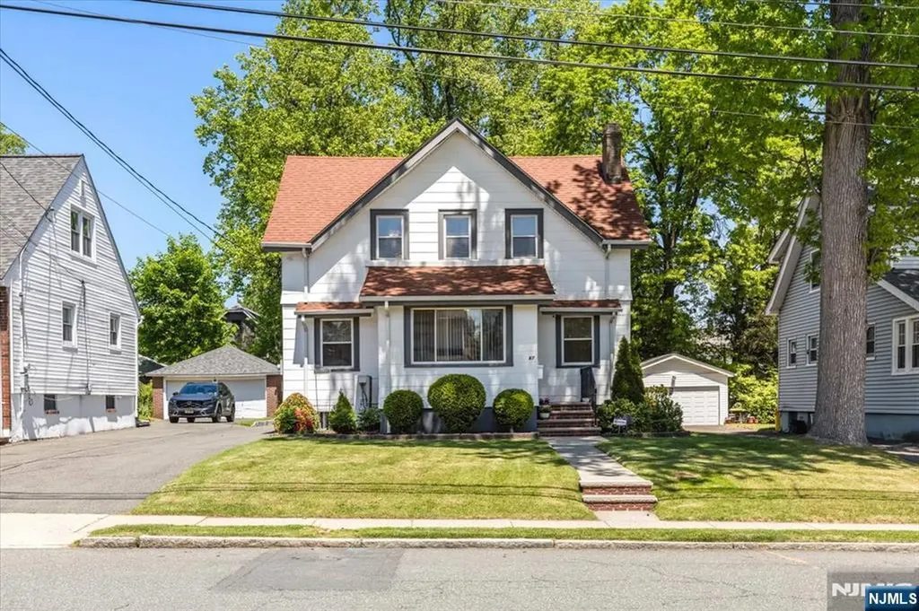 87 W Forest Avenue Teaneck NJ 07666