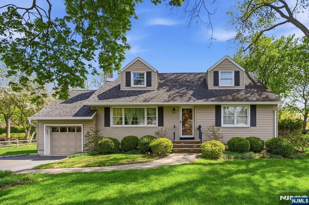 217 Jeffer Street Ridgewood NJ 07450