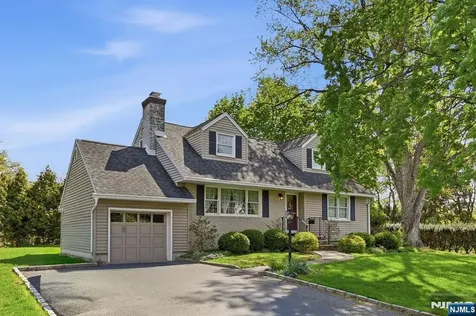 217 Jeffer Street Ridgewood NJ 07450