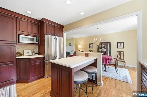 217 Jeffer Street Ridgewood NJ 07450