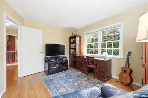 217 Jeffer Street Ridgewood NJ 07450