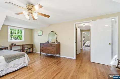 217 Jeffer Street Ridgewood NJ 07450