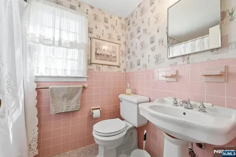 217 Jeffer Street Ridgewood NJ 07450