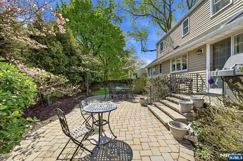 217 Jeffer Street Ridgewood NJ 07450