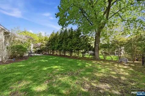 217 Jeffer Street Ridgewood NJ 07450