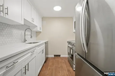 234 Columbia Avenue Fort Lee NJ 07024