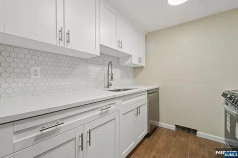 234 Columbia Avenue Fort Lee NJ 07024