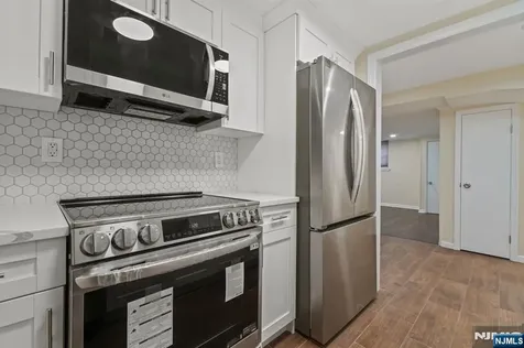 234 Columbia Avenue Fort Lee NJ 07024