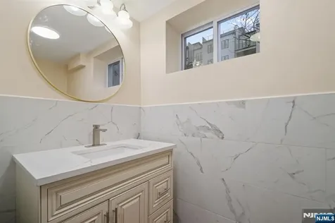 234 Columbia Avenue Fort Lee NJ 07024