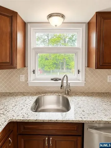 106 Rochelle Parkway Saddle Brook NJ 07663