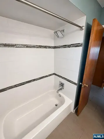 106 Rochelle Parkway Saddle Brook NJ 07663