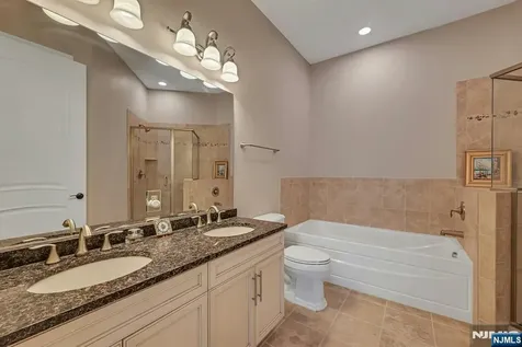 1112 The Plaza Tenafly NJ 07670