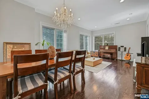 1112 The Plaza Tenafly NJ 07670