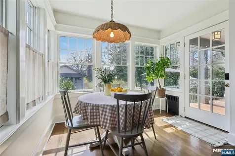 512 Ackerman Avenue Glen Rock NJ 07452