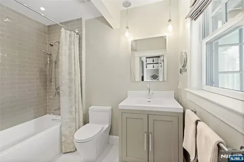 512 Ackerman Avenue Glen Rock NJ 07452