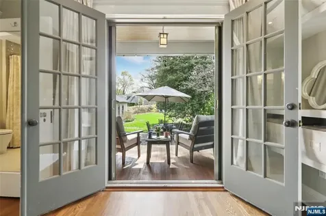 512 Ackerman Avenue Glen Rock NJ 07452
