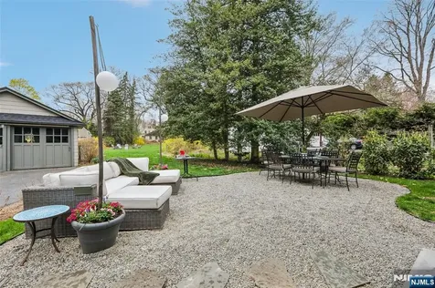 512 Ackerman Avenue Glen Rock NJ 07452