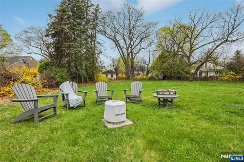 512 Ackerman Avenue Glen Rock NJ 07452