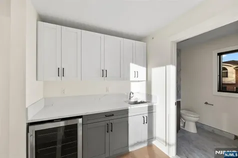 61 Edgewater Road Cliffside Park NJ 07010