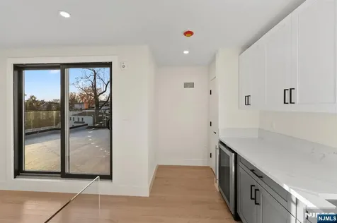 61 Edgewater Road Cliffside Park NJ 07010
