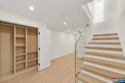 61 Edgewater Road Cliffside Park NJ 07010