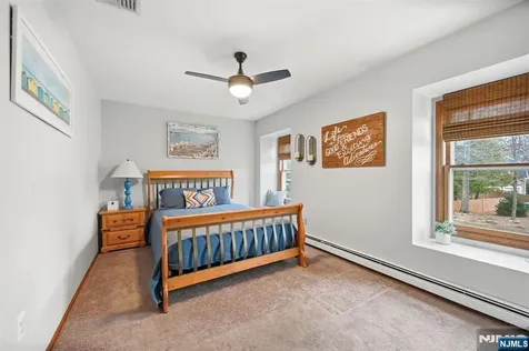 6 Robin Drive Jefferson Township NJ 07438