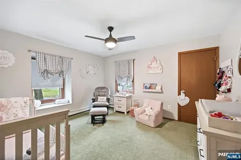 6 Robin Drive Jefferson Township NJ 07438