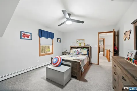 6 Robin Drive Jefferson Township NJ 07438