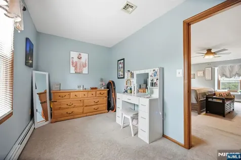 6 Robin Drive Jefferson Township NJ 07438