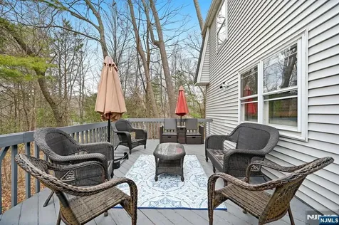 6 Robin Drive Jefferson Township NJ 07438