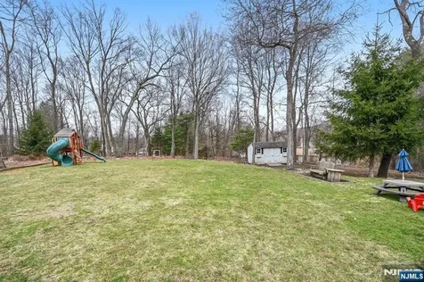 6 Robin Drive Jefferson Township NJ 07438