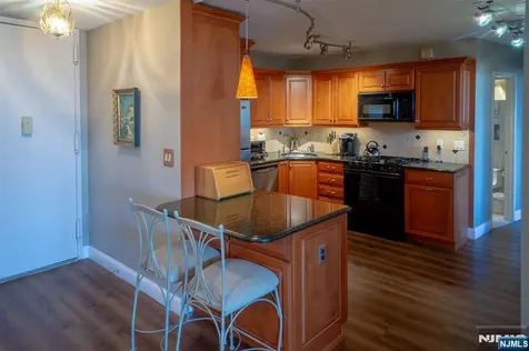 555 North Avenue Fort Lee NJ 07024