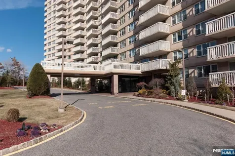 555 North Avenue Fort Lee NJ 07024