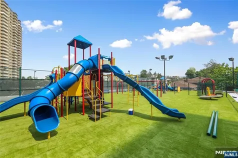 555 North Avenue Fort Lee NJ 07024