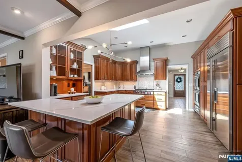 755 Neill Court Oradell NJ 07649