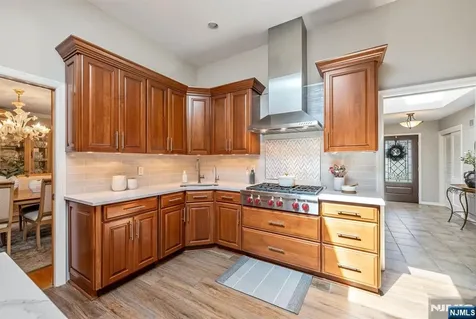 755 Neill Court Oradell NJ 07649