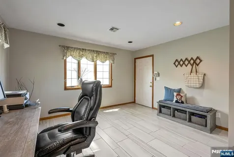 755 Neill Court Oradell NJ 07649