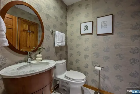 755 Neill Court Oradell NJ 07649