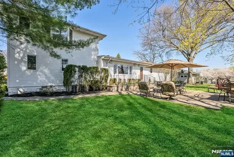755 Neill Court Oradell NJ 07649