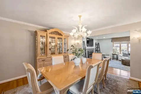 755 Neill Court Oradell NJ 07649
