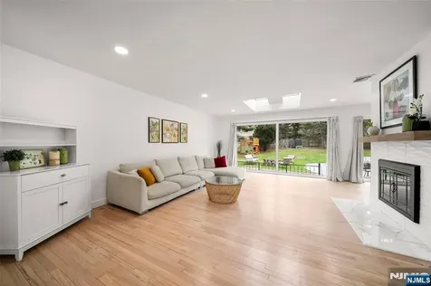 7 Wierimus Lane Hillsdale NJ 07642
