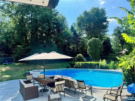 7 Wierimus Lane Hillsdale NJ 07642