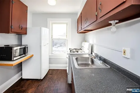 472 Passaic Street Hackensack NJ 07601