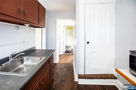 472 Passaic Street Hackensack NJ 07601