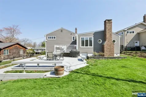 67 Woodland Avenue Verona NJ 07044