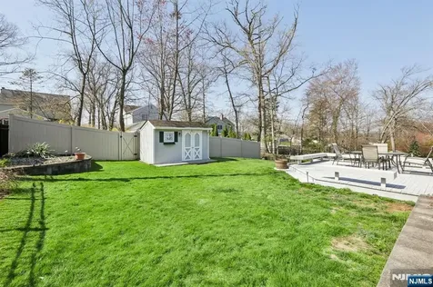 67 Woodland Avenue Verona NJ 07044