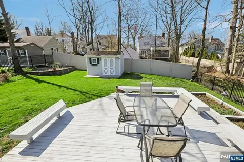 67 Woodland Avenue Verona NJ 07044