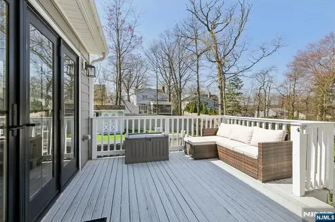 67 Woodland Avenue Verona NJ 07044